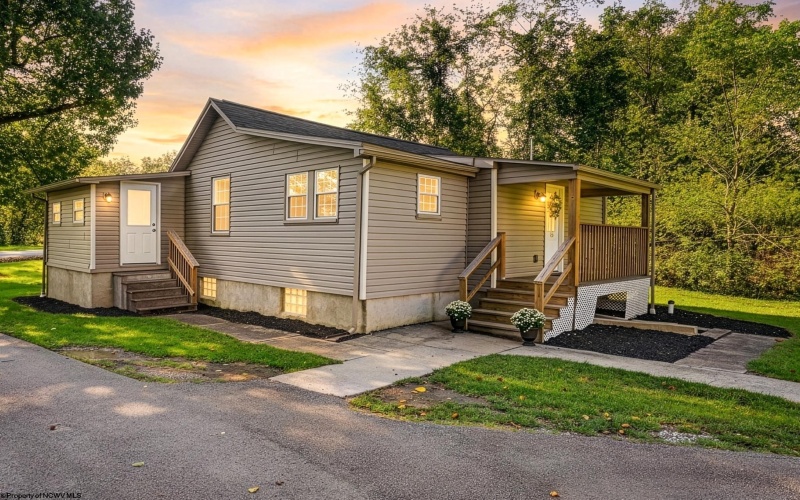 160 Starlite Road, Lemont Furnace, Pennsylvania 15456, 2 Bedroom Bedrooms, 5 Room Rooms,2 BathroomBathrooms,Single Family Detached,For Sale,Starlite,0,10167000