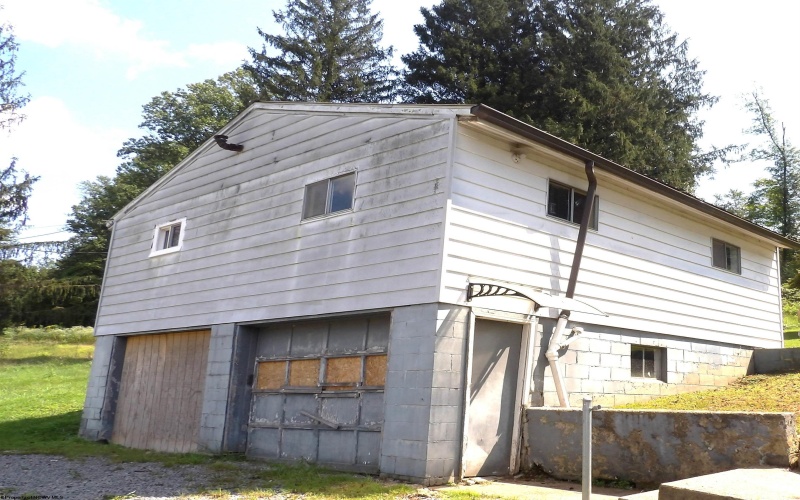 48 Mayapple Lane, Fairmont, West Virginia 26554, 2 Bedroom Bedrooms, 5 Room Rooms,1 BathroomBathrooms,Single Family Detached,For Sale,Mayapple,0,10166999