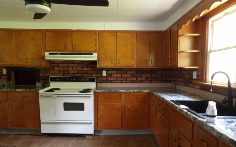 48 Mayapple Lane, Fairmont, West Virginia 26554, 2 Bedroom Bedrooms, 5 Room Rooms,1 BathroomBathrooms,Single Family Detached,For Sale,Mayapple,0,10166999