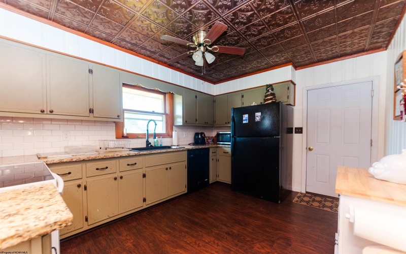 157 Lennox Avenue, Grafton, West Virginia 26354, 3 Bedroom Bedrooms, 6 Room Rooms,2 BathroomBathrooms,Single Family Detached,For Sale,Lennox,0,10166997