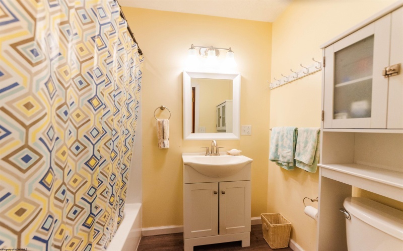 157 Lennox Avenue, Grafton, West Virginia 26354, 3 Bedroom Bedrooms, 6 Room Rooms,2 BathroomBathrooms,Single Family Detached,For Sale,Lennox,0,10166997