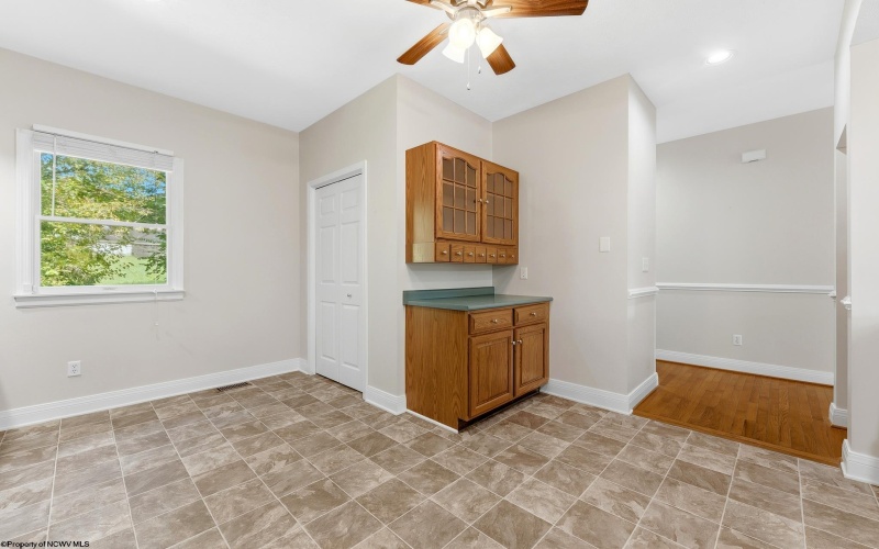 1012 Chestnut Ridge Road, Morgantown, West Virginia 26505, 3 Bedroom Bedrooms, 7 Room Rooms,2 BathroomBathrooms,Single Family Attached,For Sale,Chestnut Ridge,0,10167003 1012 Chestnut Ridge Road, Morgantown, West Virginia 26505, 3 Bedroom Bedrooms, 7 Room Rooms,2 BathroomBathrooms,Single Family Attached,For Sale,Chestnut Ridge,0,10167003