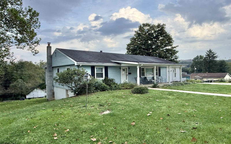 173 Marchand Drive, Westover, West Virginia 26501, 3 Bedroom Bedrooms, 8 Room Rooms,2 BathroomBathrooms,Single Family Detached,For Sale,Marchand,0,10167006 173 Marchand Drive, Westover, West Virginia 26501, 3 Bedroom Bedrooms, 8 Room Rooms,2 BathroomBathrooms,Single Family Detached,For Sale,Marchand,0,10167006