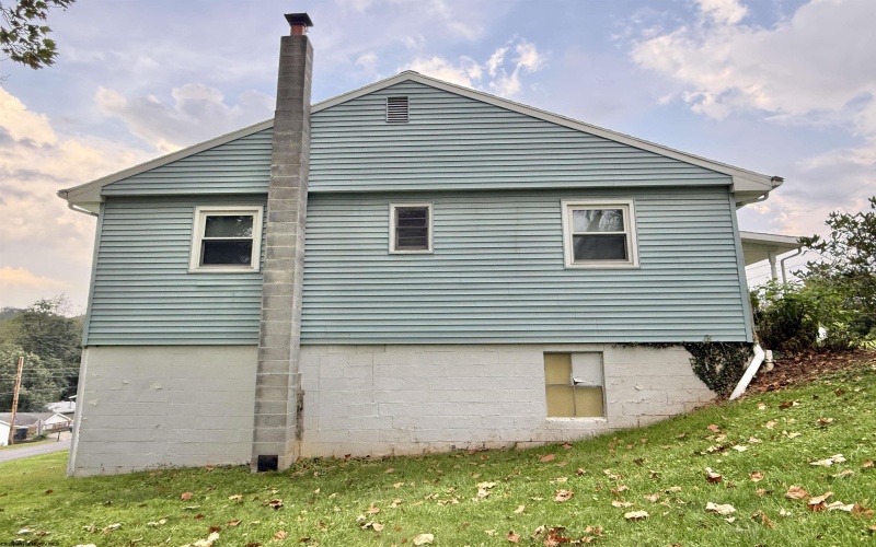 173 Marchand Drive, Westover, West Virginia 26501, 3 Bedroom Bedrooms, 8 Room Rooms,2 BathroomBathrooms,Single Family Detached,For Sale,Marchand,0,10167006 173 Marchand Drive, Westover, West Virginia 26501, 3 Bedroom Bedrooms, 8 Room Rooms,2 BathroomBathrooms,Single Family Detached,For Sale,Marchand,0,10167006
