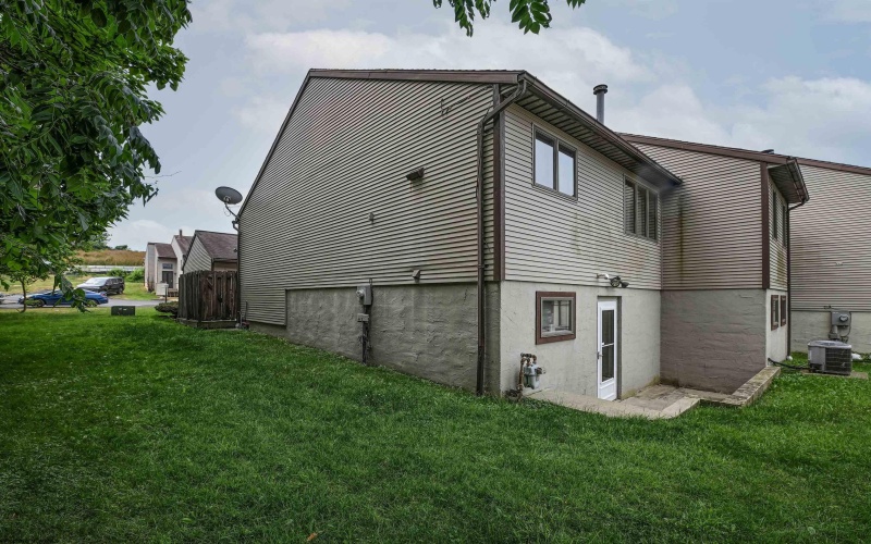 19 Oak Court, Morgantown, West Virginia 26505, 3 Bedroom Bedrooms, 6 Room Rooms,2 BathroomBathrooms,Single Family Detached,For Sale,Oak,0,10165408