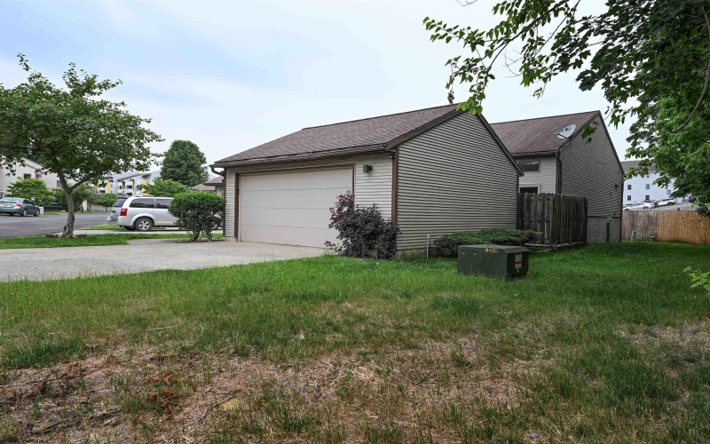 19 Oak Court, Morgantown, West Virginia 26505, 3 Bedroom Bedrooms, 6 Room Rooms,2 BathroomBathrooms,Single Family Detached,For Sale,Oak,0,10165408