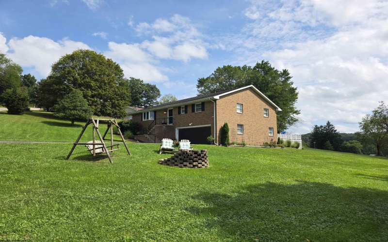 130 Green Hill Lane, Mount Clare, West Virginia 26408, 4 Bedroom Bedrooms, 8 Room Rooms,3 BathroomBathrooms,Single Family Detached,For Sale,Green Hill,0,10167020