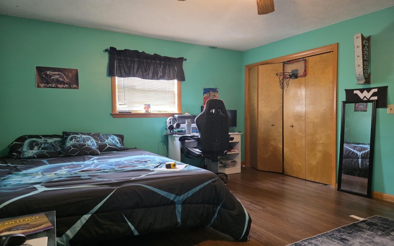 130 Green Hill Lane, Mount Clare, West Virginia 26408, 4 Bedroom Bedrooms, 8 Room Rooms,3 BathroomBathrooms,Single Family Detached,For Sale,Green Hill,0,10167020
