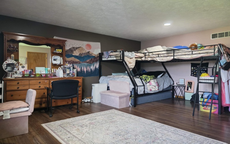 130 Green Hill Lane, Mount Clare, West Virginia 26408, 4 Bedroom Bedrooms, 8 Room Rooms,3 BathroomBathrooms,Single Family Detached,For Sale,Green Hill,0,10167020