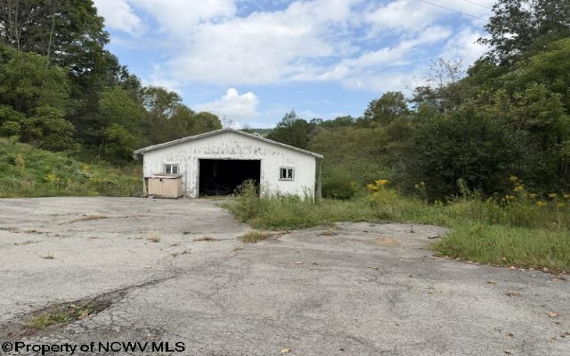2229 Morgantown Pike, Belington, West Virginia 26250, 0 , 0 ,0,Lots/land,For Sale,Morgantown,0,10167019