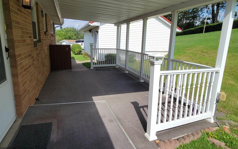2218 Linn Ann Drive, Fairmont, West Virginia 26554, 3 Bedroom Bedrooms, 6 Room Rooms,1 BathroomBathrooms,Single Family Detached,For Sale,Linn Ann,0,10167022