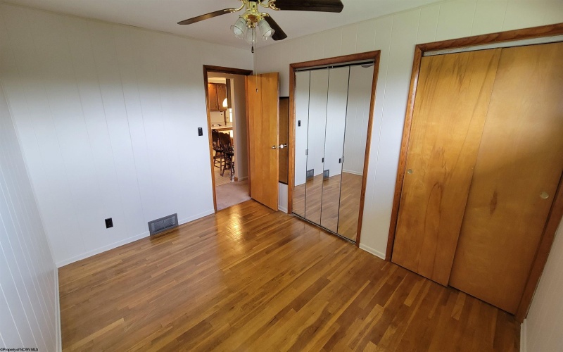 2218 Linn Ann Drive, Fairmont, West Virginia 26554, 3 Bedroom Bedrooms, 6 Room Rooms,1 BathroomBathrooms,Single Family Detached,For Sale,Linn Ann,0,10167022