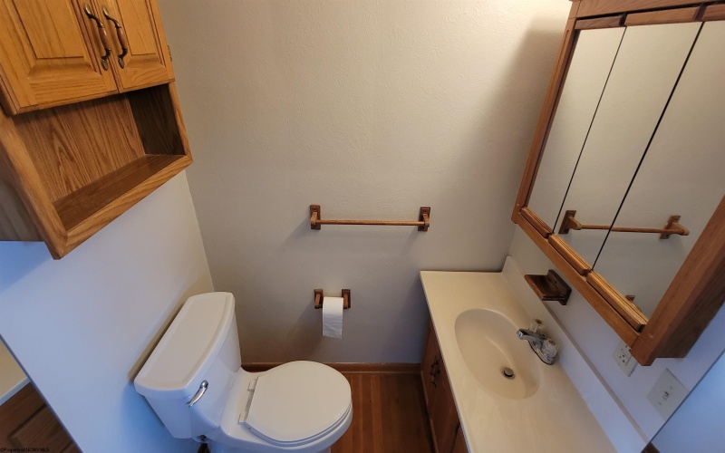 2218 Linn Ann Drive, Fairmont, West Virginia 26554, 3 Bedroom Bedrooms, 6 Room Rooms,1 BathroomBathrooms,Single Family Detached,For Sale,Linn Ann,0,10167022