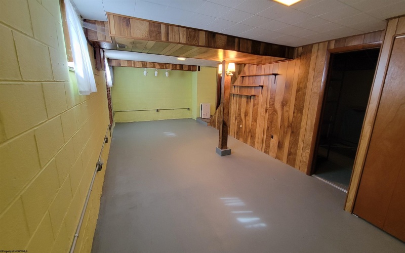 2218 Linn Ann Drive, Fairmont, West Virginia 26554, 3 Bedroom Bedrooms, 6 Room Rooms,1 BathroomBathrooms,Single Family Detached,For Sale,Linn Ann,0,10167022