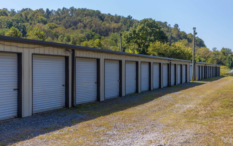 622 Barnetts Run Road, Bridgeport, West Virginia 26330, 0 , 0 ,0,Multi-unit/income,For Sale,Barnetts Run,0,10167024