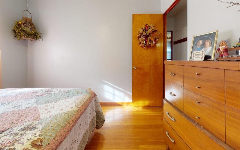 613 Mason Street, Fairmont, West Virginia 26554, 3 Bedroom Bedrooms, 6 Room Rooms,1 BathroomBathrooms,Single Family Detached,For Sale,Mason,0,10167029