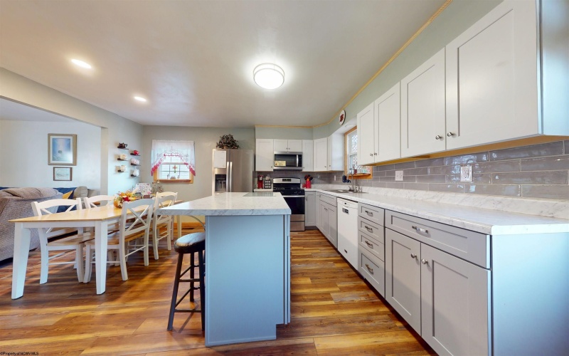 613 Mason Street, Fairmont, West Virginia 26554, 3 Bedroom Bedrooms, 6 Room Rooms,1 BathroomBathrooms,Single Family Detached,For Sale,Mason,0,10167029