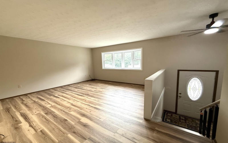106 Elizabeth Circle, Kingwood, West Virginia 26537, 3 Bedroom Bedrooms, 6 Room Rooms,1 BathroomBathrooms,Single Family Detached,For Sale,Elizabeth,0,10167043