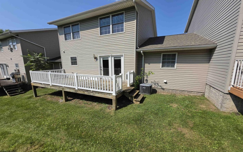 168 Meadow Ridge Drive, Morgantown, West Virginia 26505, 3 Bedroom Bedrooms, 6 Room Rooms,2 BathroomBathrooms,Single Family Attached,For Sale,Meadow Ridge,0,10167037