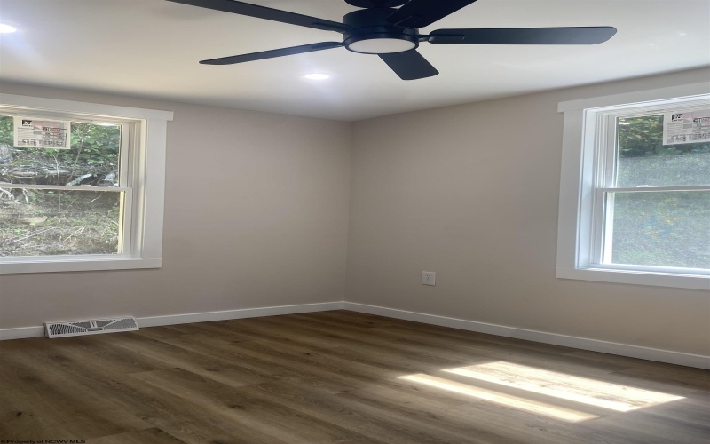 4603 Fairmont Road, Morgantown, West Virginia 26501, 2 Bedroom Bedrooms, 6 Room Rooms,2 BathroomBathrooms,Single Family Detached,For Sale,Fairmont,0,10167041