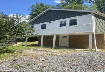 4603 Fairmont Road, Morgantown, West Virginia 26501, 2 Bedroom Bedrooms, 6 Room Rooms,2 BathroomBathrooms,Single Family Detached,For Sale,Fairmont,0,10167041