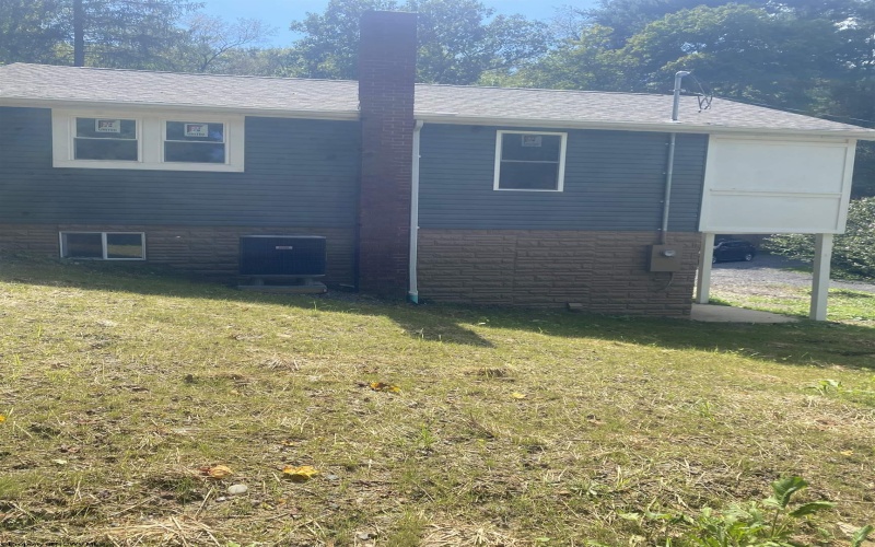 4603 Fairmont Road, Morgantown, West Virginia 26501, 2 Bedroom Bedrooms, 6 Room Rooms,2 BathroomBathrooms,Single Family Detached,For Sale,Fairmont,0,10167041