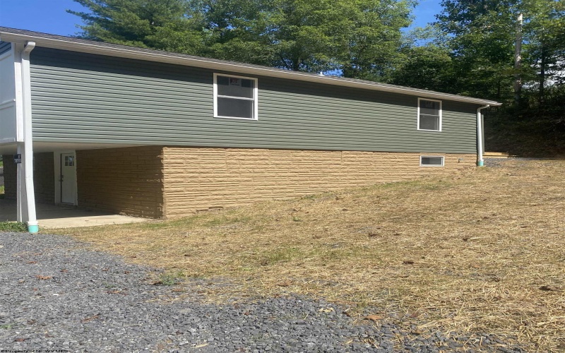 4603 Fairmont Road, Morgantown, West Virginia 26501, 2 Bedroom Bedrooms, 6 Room Rooms,2 BathroomBathrooms,Single Family Detached,For Sale,Fairmont,0,10167041