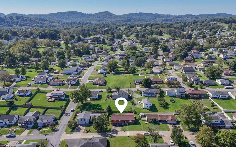 505 Willis Avenue, Bridgeport, West Virginia 26330, 4 Bedroom Bedrooms, 7 Room Rooms,2 BathroomBathrooms,Single Family Detached,For Sale,Willis,0,10167031