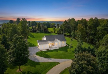 206 Jade Drive, Morgantown, West Virginia 26508, 6 Bedroom Bedrooms, 7 Room Rooms,4 BathroomBathrooms,Single Family Detached,For Sale,Jade,0,10167030