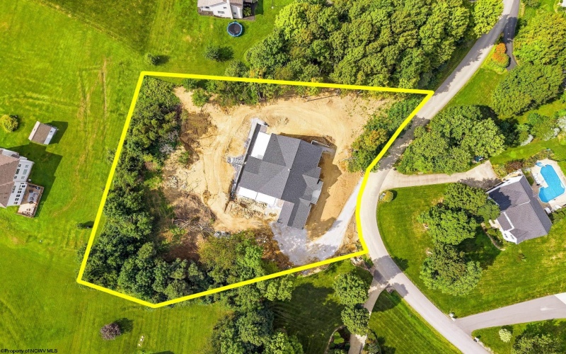 206 Jade Drive, Morgantown, West Virginia 26508, 6 Bedroom Bedrooms, 7 Room Rooms,4 BathroomBathrooms,Single Family Detached,For Sale,Jade,0,10167030