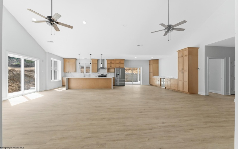 206 Jade Drive, Morgantown, West Virginia 26508, 6 Bedroom Bedrooms, 7 Room Rooms,4 BathroomBathrooms,Single Family Detached,For Sale,Jade,0,10167030