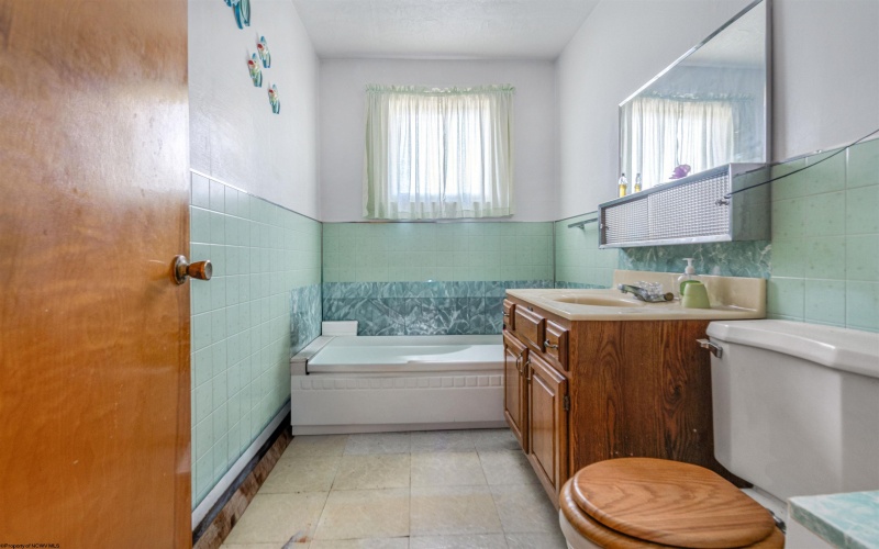 224 Diamond Avenue, Morgantown, West Virginia 26505, 2 Bedroom Bedrooms, 5 Room Rooms,1 BathroomBathrooms,Single Family Detached,For Sale,Diamond,0,10167032
