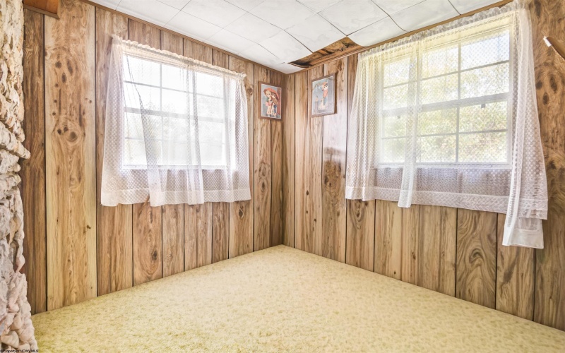224 Diamond Avenue, Morgantown, West Virginia 26505, 2 Bedroom Bedrooms, 5 Room Rooms,1 BathroomBathrooms,Single Family Detached,For Sale,Diamond,0,10167032