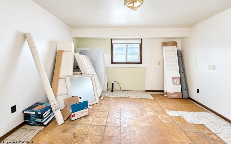 832 Ridgeway Avenue, Morgantown, West Virginia 26505, 2 Bedroom Bedrooms, 6 Room Rooms,2 BathroomBathrooms,Single Family Detached,For Sale,Ridgeway,0,10167057