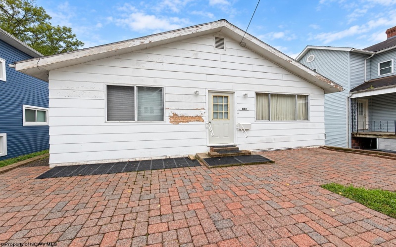 832 Ridgeway Avenue, Morgantown, West Virginia 26505, 2 Bedroom Bedrooms, 6 Room Rooms,2 BathroomBathrooms,Single Family Detached,For Sale,Ridgeway,0,10167057
