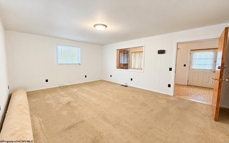 832 Ridgeway Avenue, Morgantown, West Virginia 26505, 2 Bedroom Bedrooms, 6 Room Rooms,2 BathroomBathrooms,Single Family Detached,For Sale,Ridgeway,0,10167057