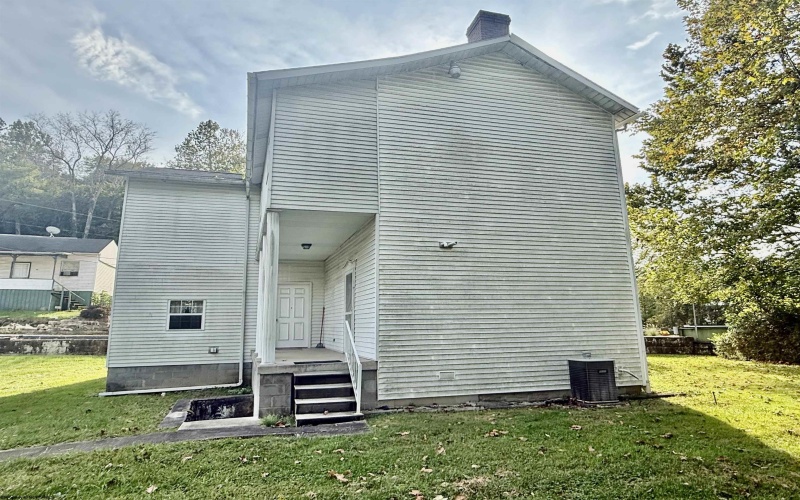100 Madison Street, Fairview, West Virginia 26570, 3 Bedroom Bedrooms, 7 Room Rooms,2 BathroomBathrooms,Single Family Detached,For Sale,Madison,0,10167056