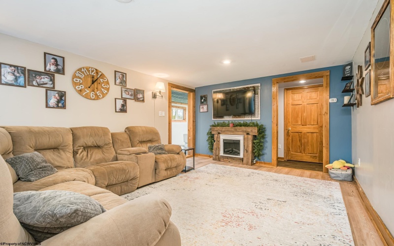 952 Burnside Camp Road, Terra Alta, West Virginia 26764, 2 Bedroom Bedrooms, 7 Room Rooms,1 BathroomBathrooms,Single Family Detached,For Sale,Burnside Camp,0,10167054