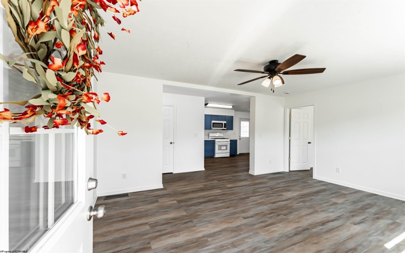5010 Riverwood Circle, Fairmont, West Virginia 26554, 3 Bedroom Bedrooms, 6 Room Rooms,2 BathroomBathrooms,Single Family Detached,For Sale,Riverwood,0,10167045
