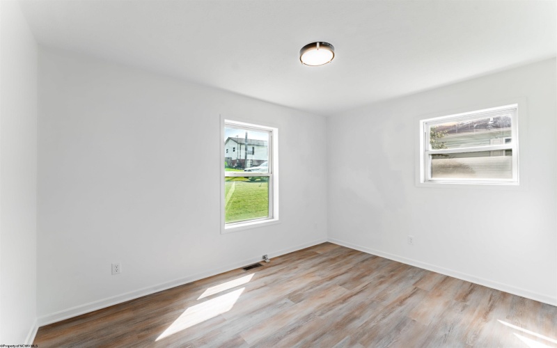 5010 Riverwood Circle, Fairmont, West Virginia 26554, 3 Bedroom Bedrooms, 6 Room Rooms,2 BathroomBathrooms,Single Family Detached,For Sale,Riverwood,0,10167045