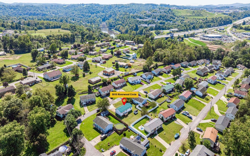 5010 Riverwood Circle, Fairmont, West Virginia 26554, 3 Bedroom Bedrooms, 6 Room Rooms,2 BathroomBathrooms,Single Family Detached,For Sale,Riverwood,0,10167045