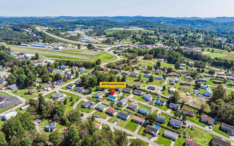 5010 Riverwood Circle, Fairmont, West Virginia 26554, 3 Bedroom Bedrooms, 6 Room Rooms,2 BathroomBathrooms,Single Family Detached,For Sale,Riverwood,0,10167045