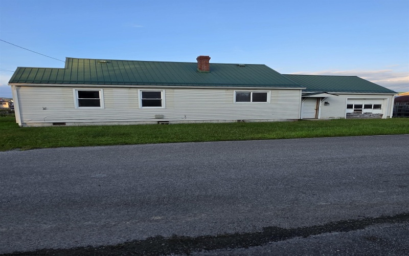 1629 Lavalette Avenue, Elkins, West Virginia 26241, 2 Bedroom Bedrooms, 5 Room Rooms,1 BathroomBathrooms,Single Family Detached,For Sale,Lavalette,0,10167047