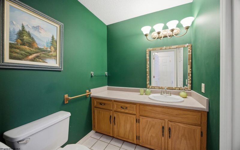 101 Edwards Way, Bridgeport, West Virginia 26330, 4 Bedroom Bedrooms, 10 Room Rooms,2 BathroomBathrooms,Single Family Detached,For Sale,Edwards,0,10167051