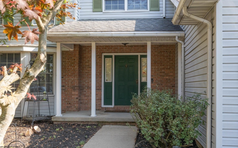 101 Edwards Way, Bridgeport, West Virginia 26330, 4 Bedroom Bedrooms, 10 Room Rooms,2 BathroomBathrooms,Single Family Detached,For Sale,Edwards,0,10167051