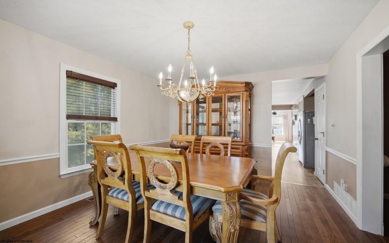 101 Edwards Way, Bridgeport, West Virginia 26330, 4 Bedroom Bedrooms, 10 Room Rooms,2 BathroomBathrooms,Single Family Detached,For Sale,Edwards,0,10167051