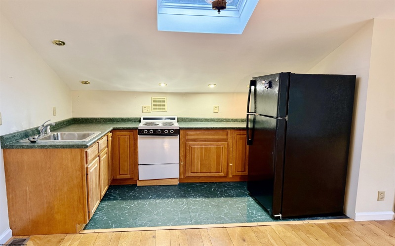 1 Pinnacle Peak Lane, Fairmont, West Virginia 26554, 4 Bedroom Bedrooms, 8 Room Rooms,3 BathroomBathrooms,Single Family Detached,For Sale,Pinnacle Peak,0,10167058