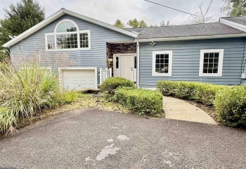 1 Pinnacle Peak Lane, Fairmont, West Virginia 26554, 4 Bedroom Bedrooms, 8 Room Rooms,3 BathroomBathrooms,Single Family Detached,For Sale,Pinnacle Peak,0,10167058