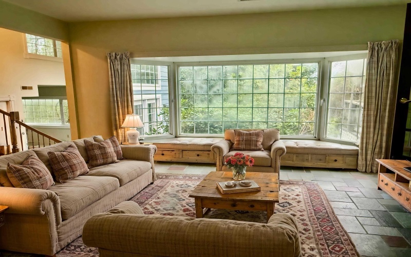 1 Pinnacle Peak Lane, Fairmont, West Virginia 26554, 4 Bedroom Bedrooms, 8 Room Rooms,3 BathroomBathrooms,Single Family Detached,For Sale,Pinnacle Peak,0,10167058