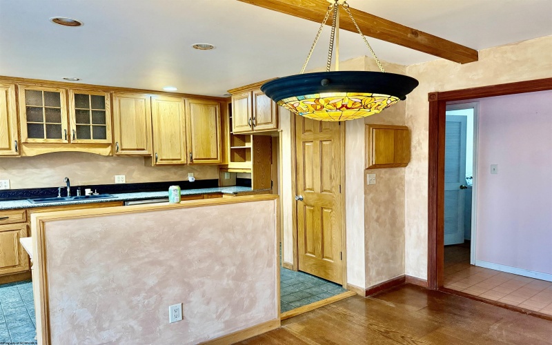1 Pinnacle Peak Lane, Fairmont, West Virginia 26554, 4 Bedroom Bedrooms, 8 Room Rooms,3 BathroomBathrooms,Single Family Detached,For Sale,Pinnacle Peak,0,10167058